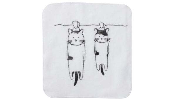 ぽんぽん猫ハンカチ